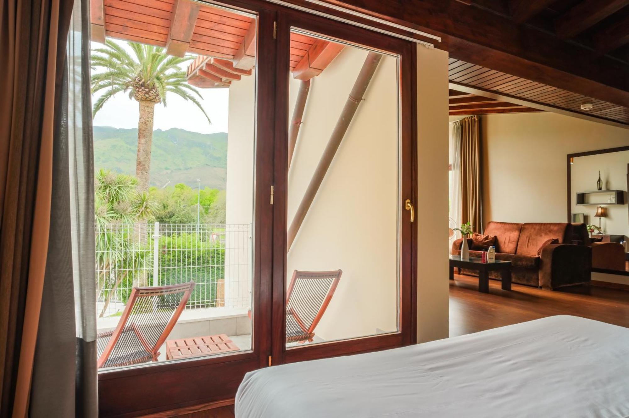 Indiana Boutique Hotel Llanes Exterior photo