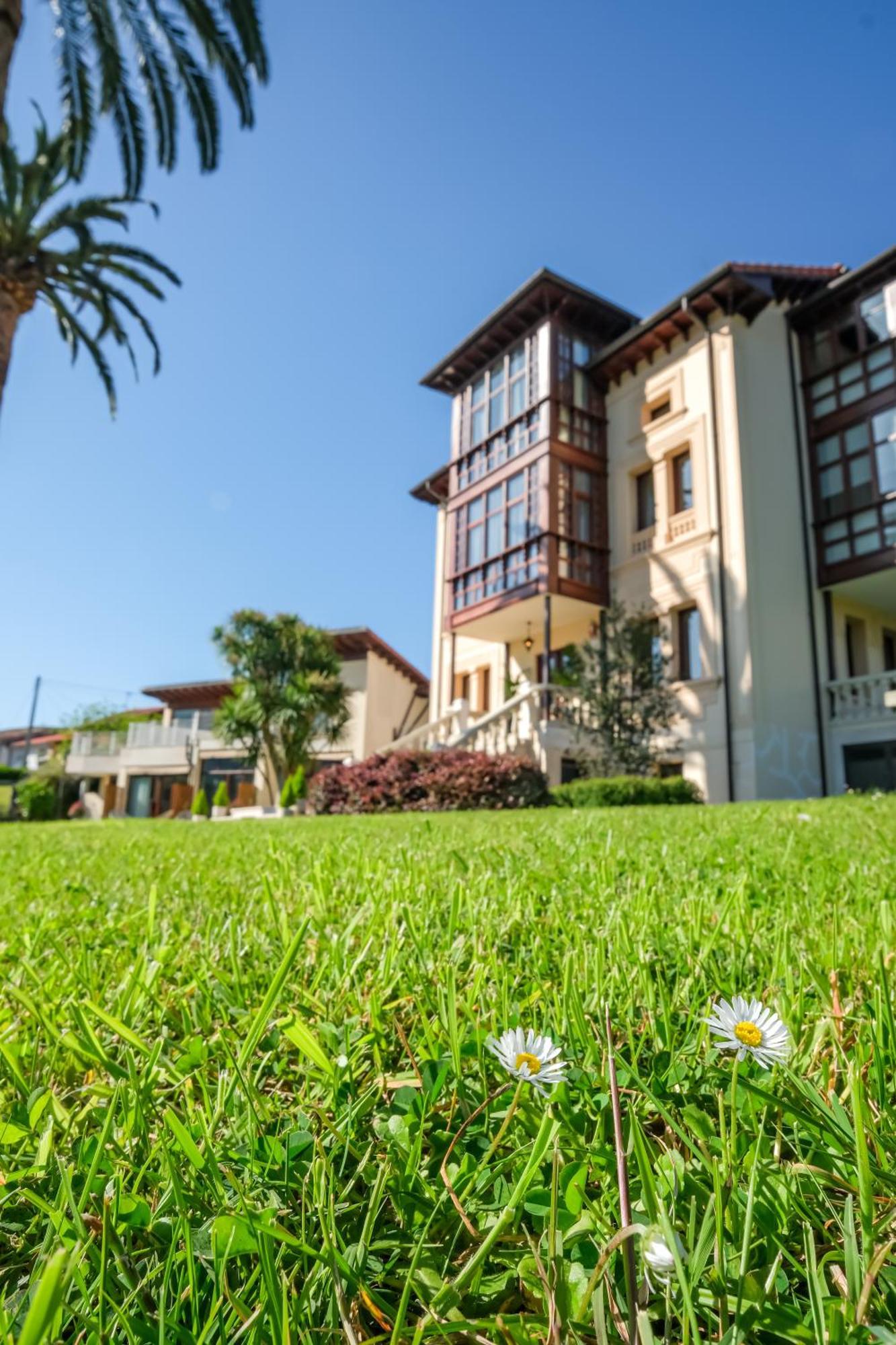 Indiana Boutique Hotel Llanes Exterior photo